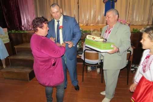 день матері