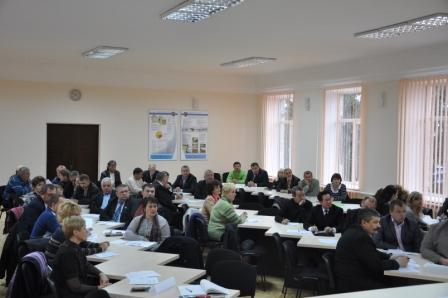 Зал, засідання координаційної ради